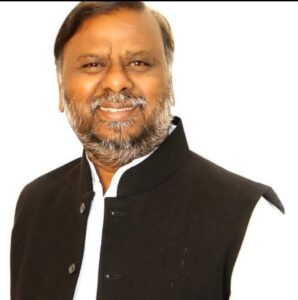 ಹೊಳಲ್ಕೆರೆ: ಪಟ್ಟಣದ ಶಾದಿ ಮಹಲ್ ಆವರಣದಲ್ಲಿ ಜೂನ್ 24, ಬುಧವಾರ ಮಧ್ಯಾಹ್ನ 1 ಗಂಟೆಗೆ ವಿಶೇಷ ಸಮಗ್ರ ಮತದಾರರ ಪಟ್ಟಿ ಪರಿಷ್ಕರಣೆ (ಎಸ್.ಐ.ಆರ್.) ಕುರಿತ ಮಾಜಿ ಸಚಿವ ಹೆಚ್ ಆಂಜನೇಯ ನೇತೃತ್ವದಲ್ಲಿ  ಮಹತ್ವದ ಕಾರ್ಯಾಗಾರವನ್ನು ಏರ್ಪಡಿಸಲಾಗಿದೆ ಕಾಂಗ್ರೆಸ್ ಮುಖಂಡ ಹನುಮಂತಪ್ಪ  ತಿಳಿಸಿದ್ದಾರೆ