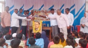 ಸ್ವಾಭಿಮಾನ ಸ್ವಾತಂತ್ರಕ್ಕಾಗಿ ತನ್ನ ಮಕ್ಕಳನ್ನೇ ಅಡವಿಟ್ಟು ಹೋರಾಡಿದ ಟಿಪ್ಪು ಸುಲ್ತಾನ್ ಅವರನ್ನ ಒಂದು ಧರ್ಮಕ್ಕೆ ಸೀಮಿತ ಮಾಡಿ ಇತಿಹಾಸವನ್ನ ತಿರುಚಿದ ಕೋಮುವಾದಿಗಳ ಕುತಂತ್ರಕ್ಕೆ ಬಲಿಯಾಗಬೇಡಿ  ಮಾನವ ಬಂಧುತ್ವ ವೇದಿಕೆ ರಾಜ್ಯ ಮುಖಂಡ ಕೆ.ಪಿ ಪಾಲಯ್ಯ.