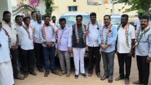 ಶಾಸಕ ಬಿ ದೇವೇಂದ್ರಪ್ಪ ಅವರ ನೇತೃತ್ವದಲ್ಲಿ ಹಲವು ಬಿಜೆಪಿ ಕಾರ್ಯಕರ್ತರು ಪಕ್ಷ ತೊರೆದು ಕಾಂಗ್ರೆಸ್ ಪಕ್ಷಕ್ಕೆ ಸೇರ್ಪಡೆ