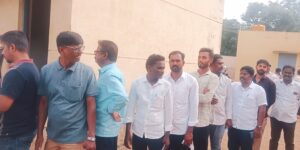 ಜಗಳೂರು ತಾಲ್ಲೂಕಿನಲ್ಲಿ ಆಗ್ನೇಯ ಪದವೀಧರ ಕ್ಷೇತ್ರದ ಚುನಾವಣೆ ಶಾಂತಿಯುತಶೇ. 77.09 ರಷ್ಟು ಮತದಾನ ನಡೆದಿದೆ ಎಂದು ಚುನಾವಣೆ ಅಧಿಕಾರಿ  ತಹಶೀಲ್ದಾರ್ ಗುರುಬಸವರಾಜ್ ತಿಳಿಸಿದ್ದಾರೆ.
